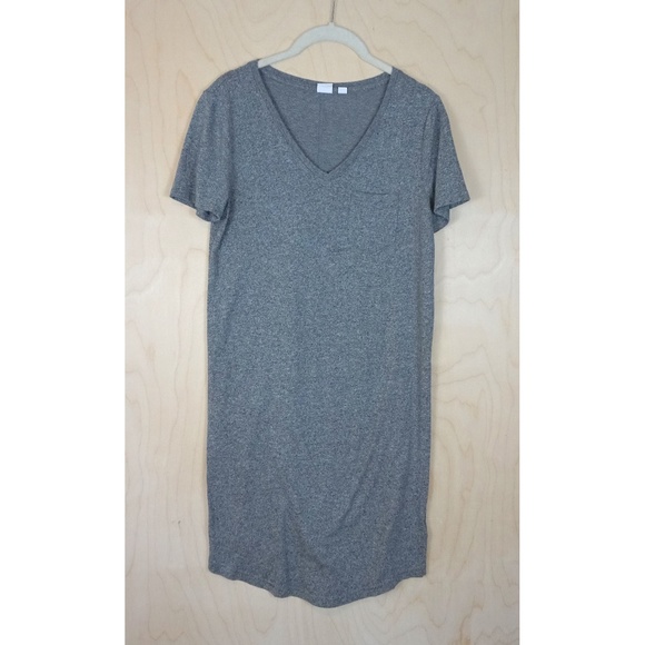GAP Relaxed Fit V-Neck T-Shirt Dress in Heather Grey - Picture 4 of 6